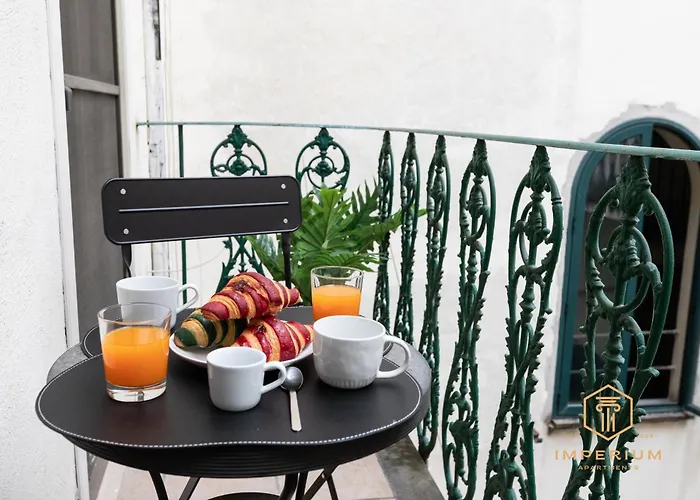 Historic Center Loft - 5min To Colosseum, 300mt To Metro, Pvt Balcony, A-c Roma